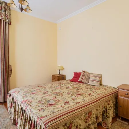 Sello Villa