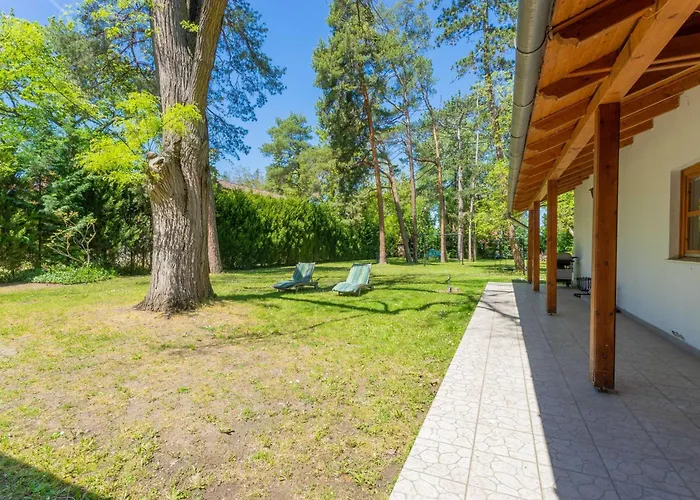 וילה Sello בלטונללה